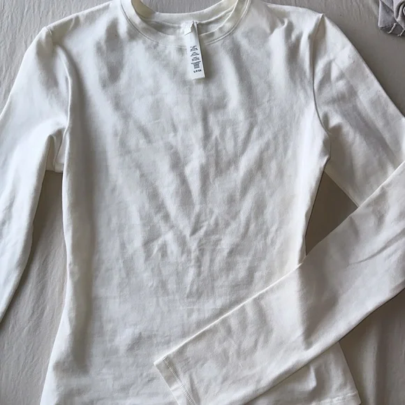 Skims COTTON JERSEY
LONG SLEEVE T-SHIRT - Picture 2 of 3